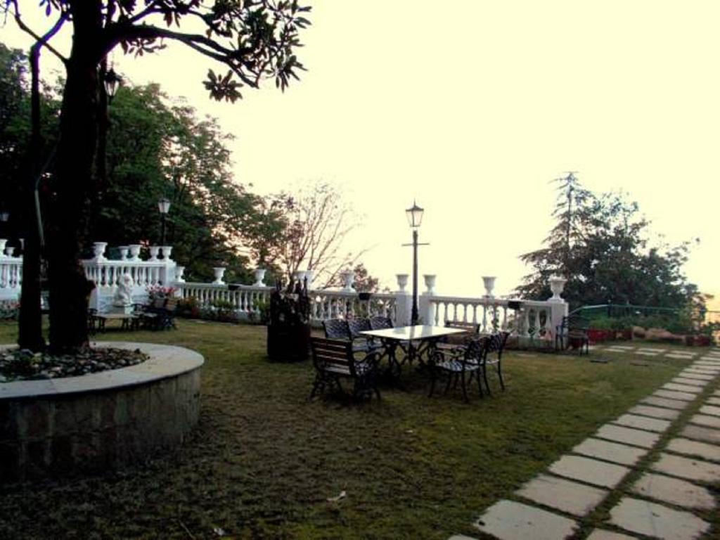 The Amber Vermont Estate Mussoorie Exterior foto